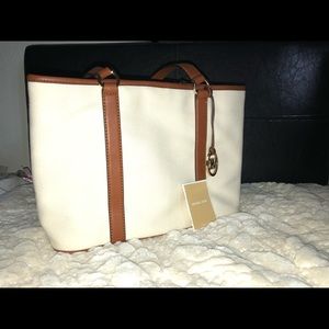 Michael Kors summer tote